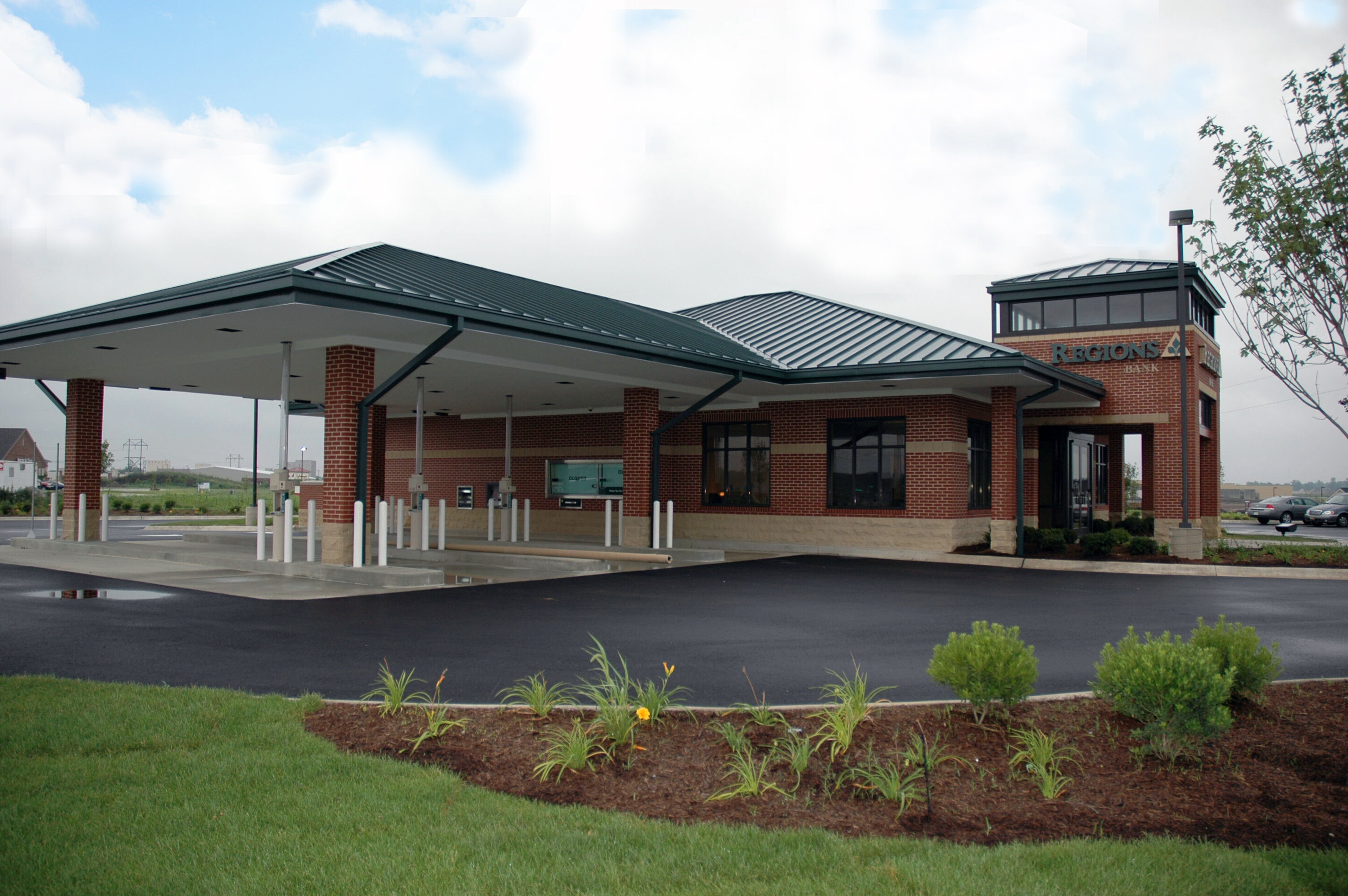 Regions Bank - 2 Construction process for Regions Bank in Lafayette, IN