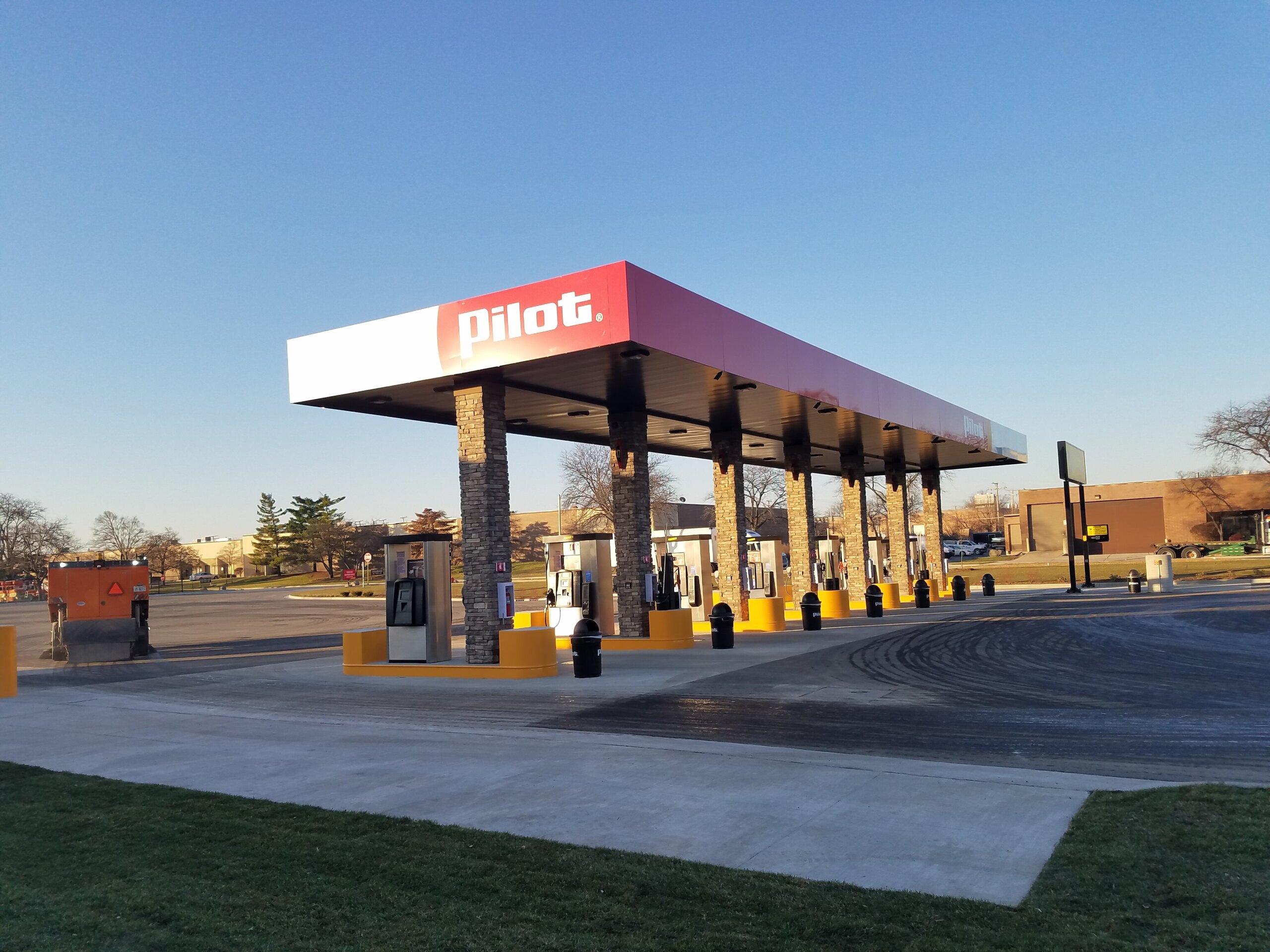 Construction process for Pilot #1114 in Bensenville, Il