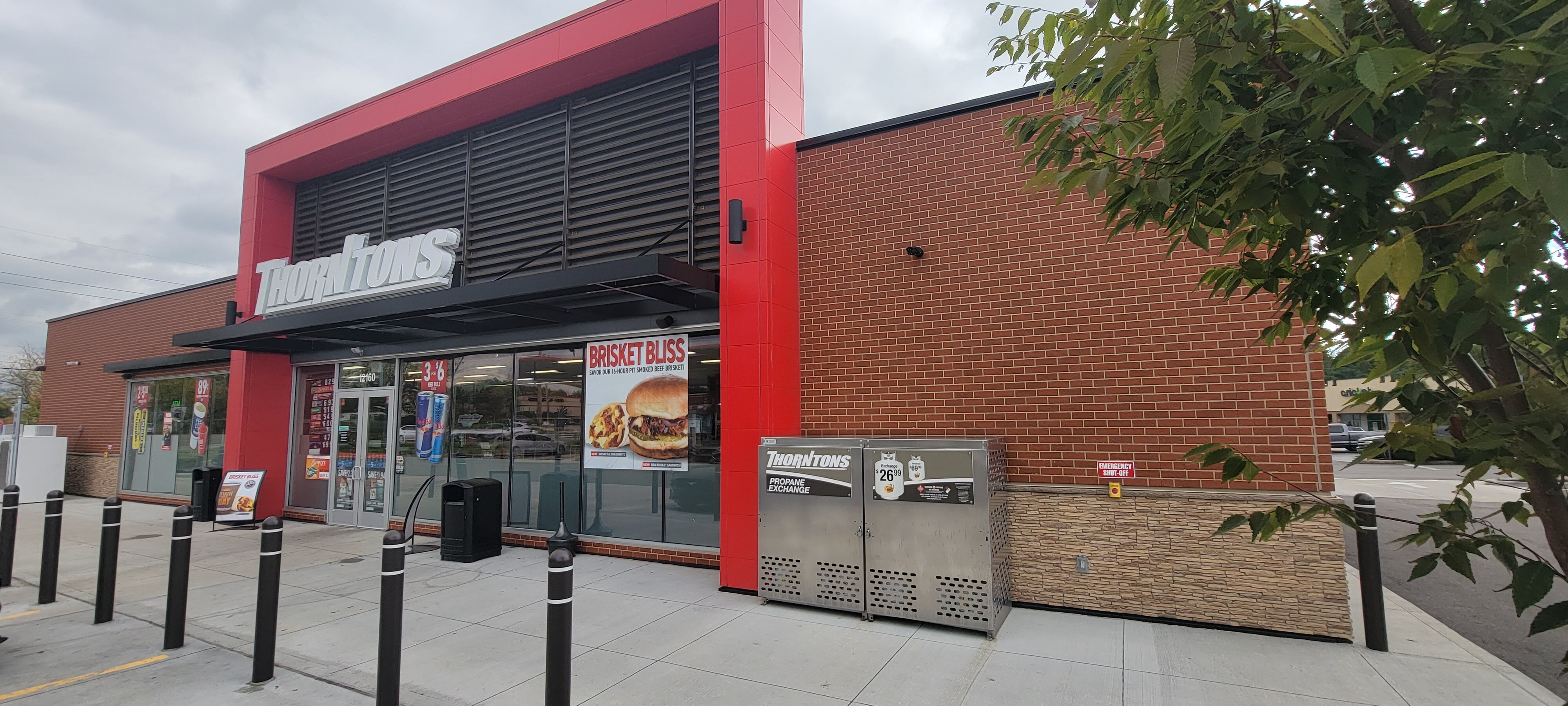 Construction process for Thorntons #P2012 in Cincinnati, OH